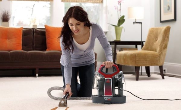 BISSELL SpotClean ProHeat image 02