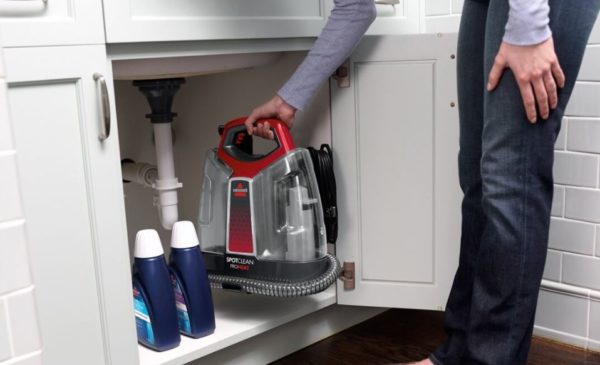 BISSELL SpotClean ProHeat image 03
