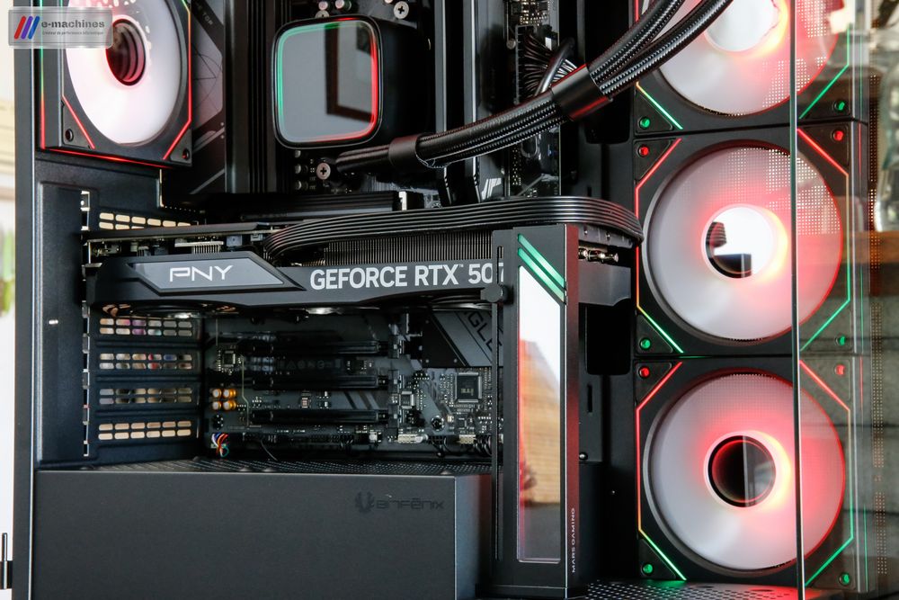 E-MACHINES BITFENIX Ceto Premium Ryzen7 8700F et RTX 5070 E-MACHINES BITFENIX Ceto Premium Ryzen7 8700F et RTX 5070