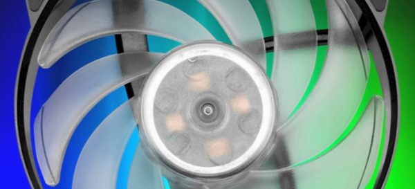 COOLER MASTER MasterLiquid ML360R RGB image 04 COOLER MASTER MasterLiquid ML360R RGB image 04