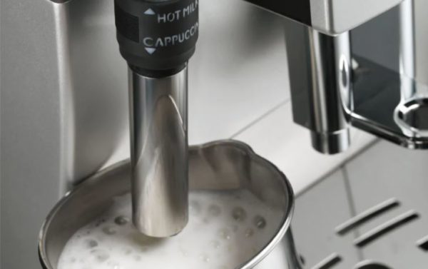 DELONGHI Ecam 23.420.SB image 02 DELONGHI Ecam 23.420.SB image 02