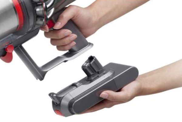 DYSON V11 Total Clean www.infinytech-reunion.re DYSON V11 Total Clean www.infinytech-reunion.re