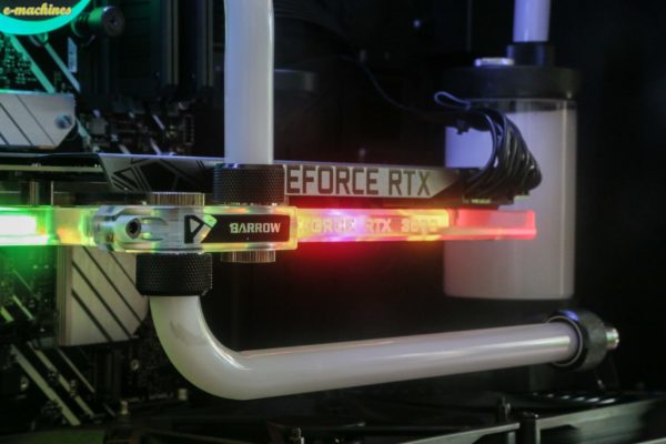 E-MACHINES IN WIN 305 Core i9-12900K et RTX 3080 image 02 E-MACHINES IN WIN 305 Core i9-12900K et RTX 3080 image 02