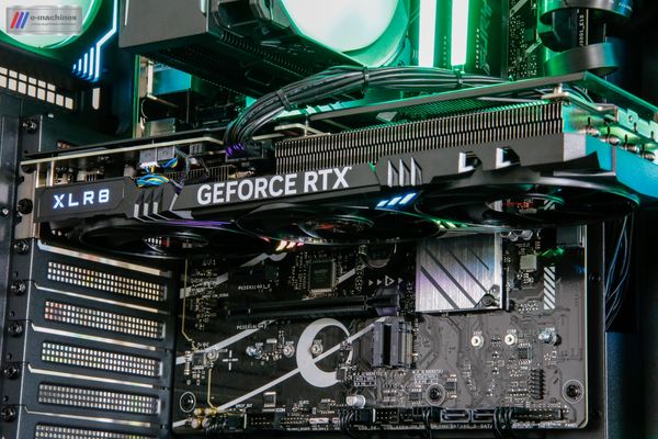 E-MACHINES KOLINK Unity Arena i5-14500 et RTX 4070 SUPER E-MACHINES KOLINK Unity Arena i5-14500 et RTX 4070 SUPER