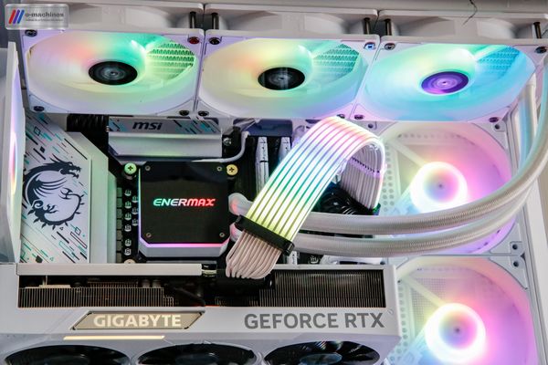 E-MACHINES MSI Pano M100R i7-13700KF et RTX 4070Ti SUPER 16Go E-MACHINES MSI Pano M100R i7-13700KF et RTX 4070Ti SUPER 16Go