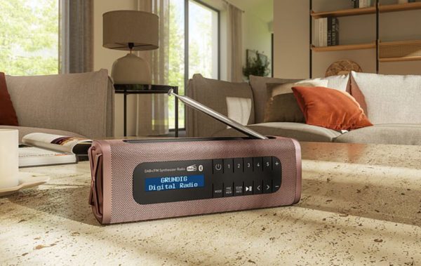 GRUNDIG GBTBANDCOFFEE-GLR776 www.infinytech-reunion.re GRUNDIG GBTBANDCOFFEE-GLR776 www.infinytech-reunion.re