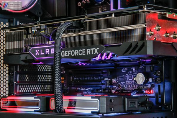 E-MACHINES M.RED Radiant X i7-14700KF et RTX 4080 SUPER E-MACHINES M.RED Radiant X i7-14700KF et RTX 4080 SUPER