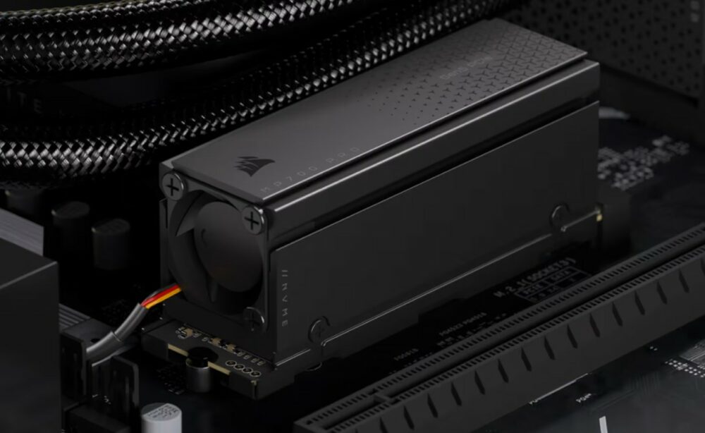 CORSAIR MP700 Pro CORSAIR MP700 Pro