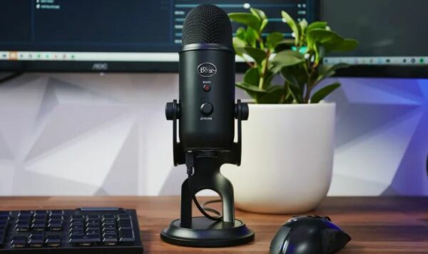 Microphone LOGITECH Yeti Microphone LOGITECH Yeti