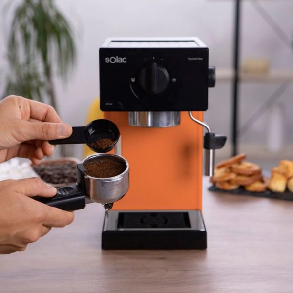 Machine expresso SOLAC CE4503 Squissita Easy Orange www.infinytech-reunion.re Machine expresso SOLAC CE4503 Squissita Easy Orange www.infinytech-reunion.re
