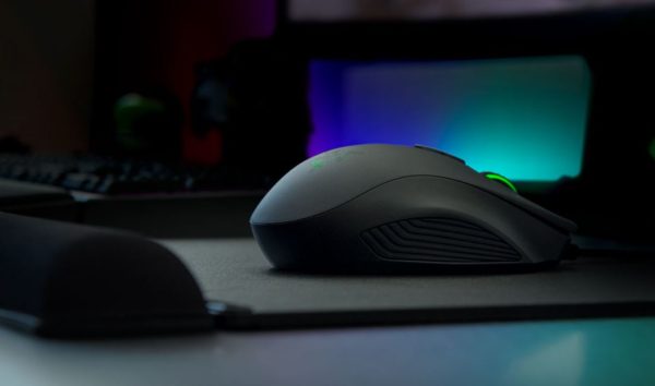 RAZER Naga Trinity www.infinytech-reunion.re RAZER Naga Trinity www.infinytech-reunion.re