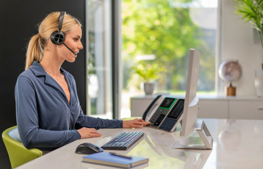 Casque micro POLY Voyager 4320 UC Casque micro POLY Voyager 4320 UC